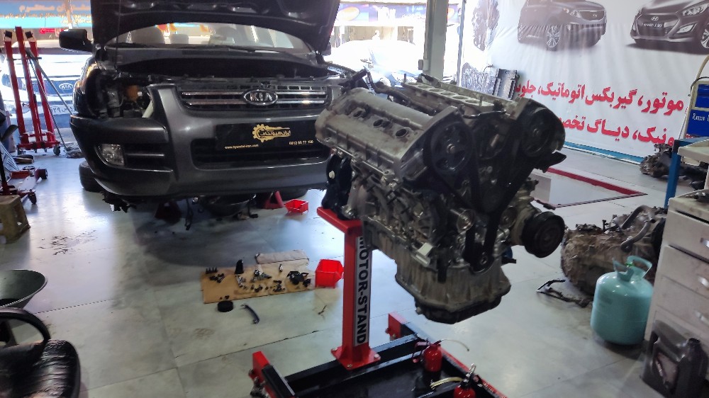 عیب‌یابی تخصصی برق انواع خودروهای Hyundai و Kia