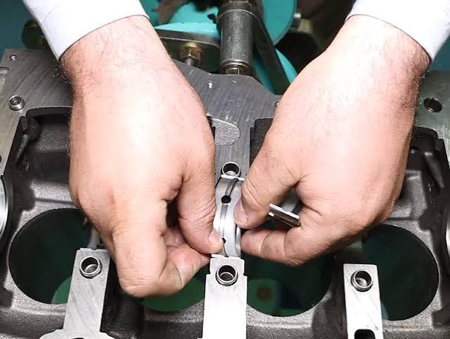 شایع‌ترین علائم خرابی و یاتاقان زدن موتور هیوندا و کیا